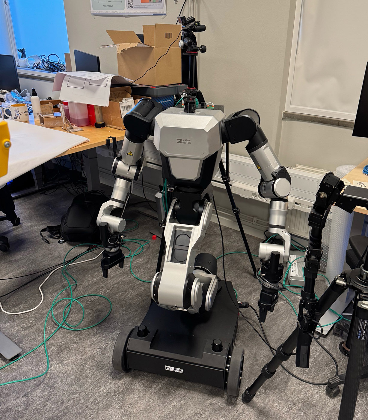 Wheeled humanoid robot platform at KTH IRL